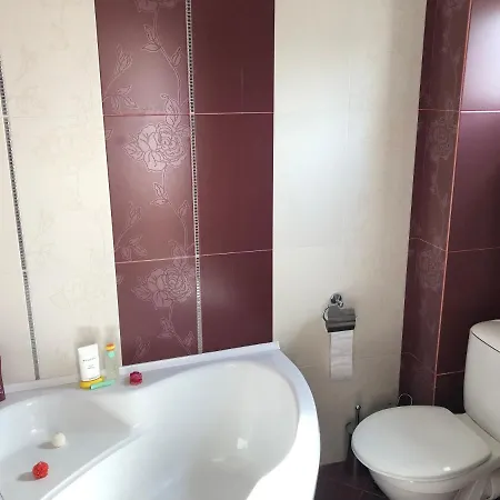 Two Floors Few Minutes From The Beach *