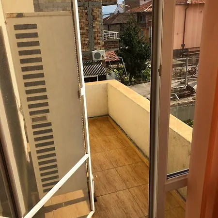 Apartment Two Floors Few Minutes From The Beach